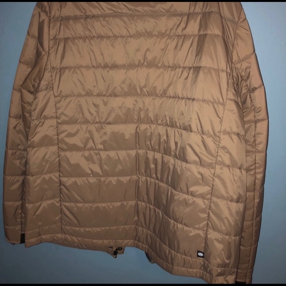 NWT Men’s 686 Light Puffer Jacket - Picture 2 of 3